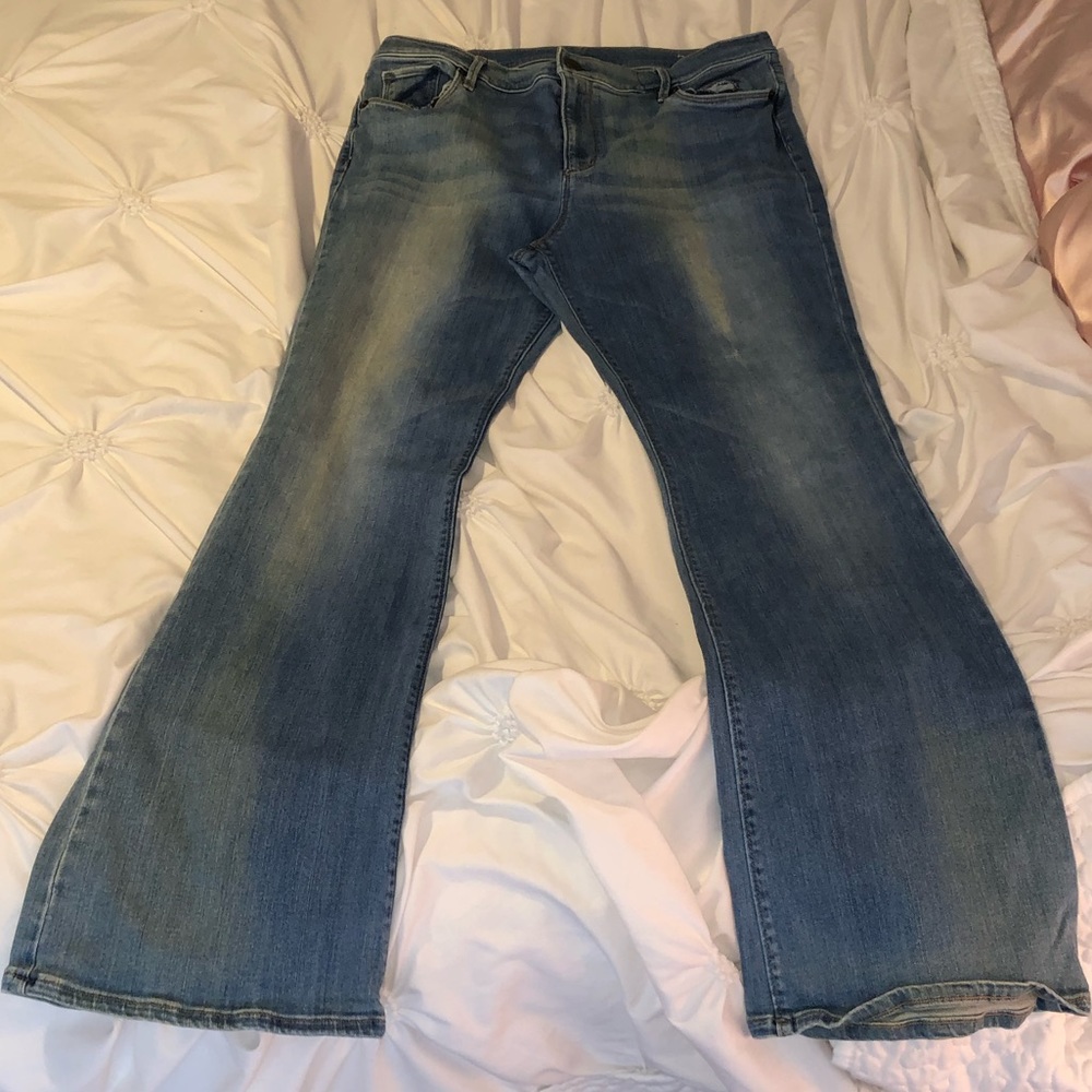 Loft modern flare size 14 jeans medium wash